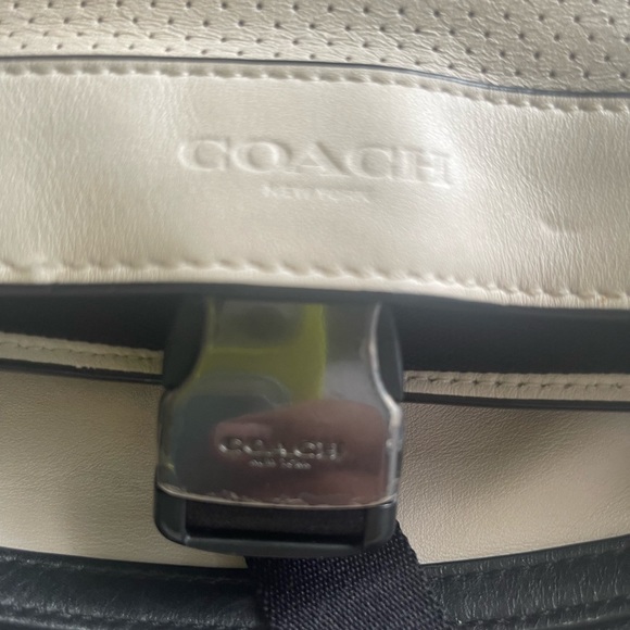 Coach backpack with matching wallet - Picture 7 of 9